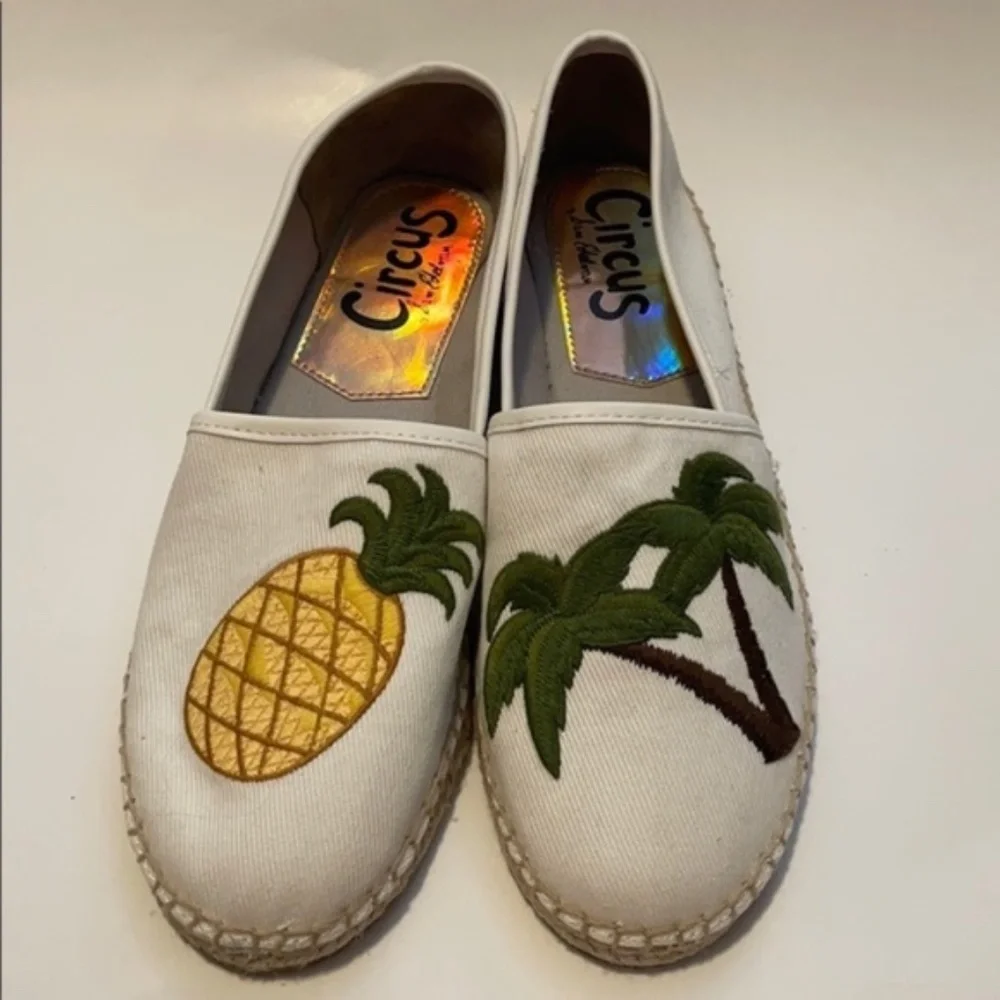 Circus by Sam Edelman size good